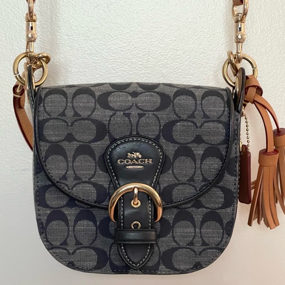 Pretty Coach Kleo Signature Denim Chambray Shoulder Bag NWOT - Picture 2 of 9